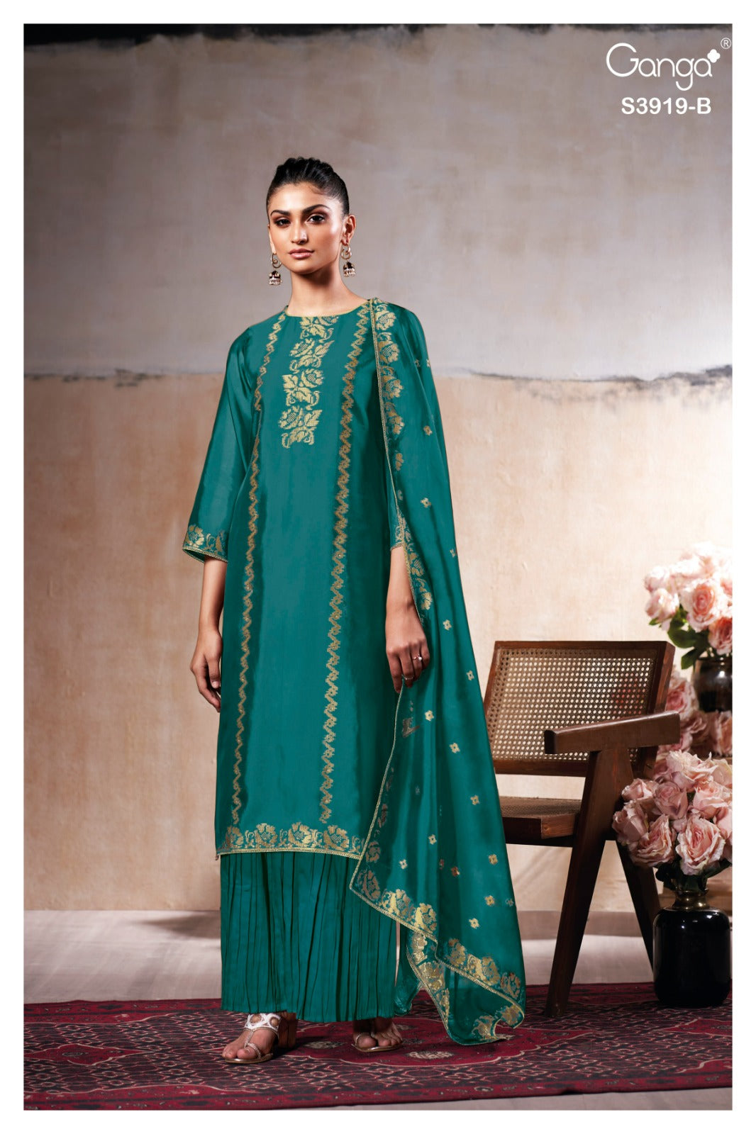 🌿 Ganga's Royal Jacquard Silk Designer Suit Set 🌿