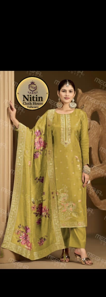 Blush Plum Kanjivaram Banarasi Elegance