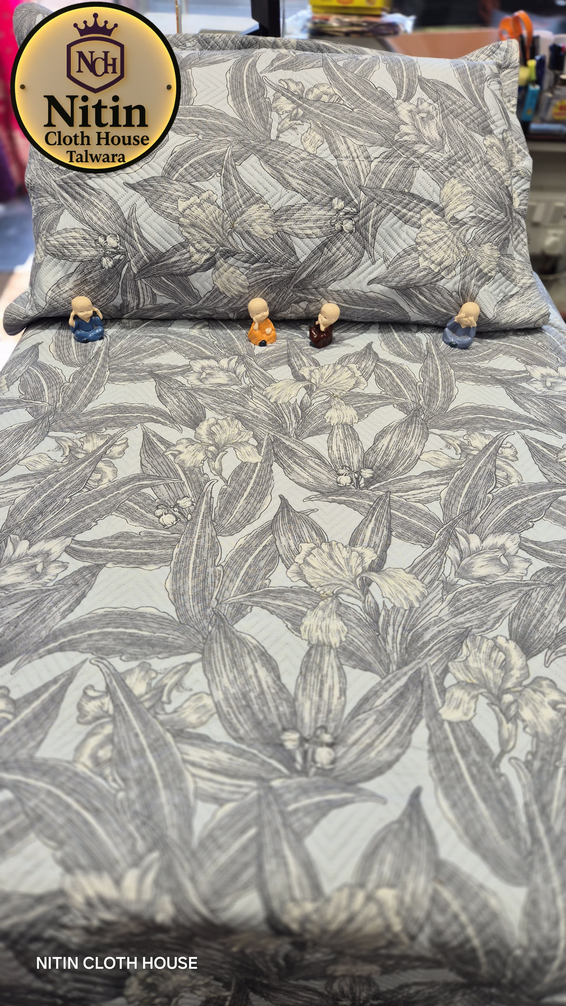 Elegant Grey Floral Bed Sheet Set
